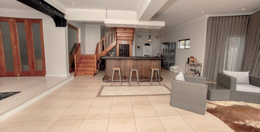 5 Bedroom Property for Sale in Nahoon Eastern Cape